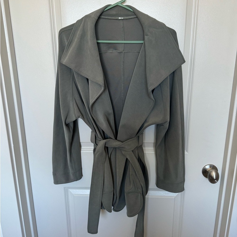 Lululemon Softstreme Belted Wrap Jacket Cardigan Grey Sage M/L
